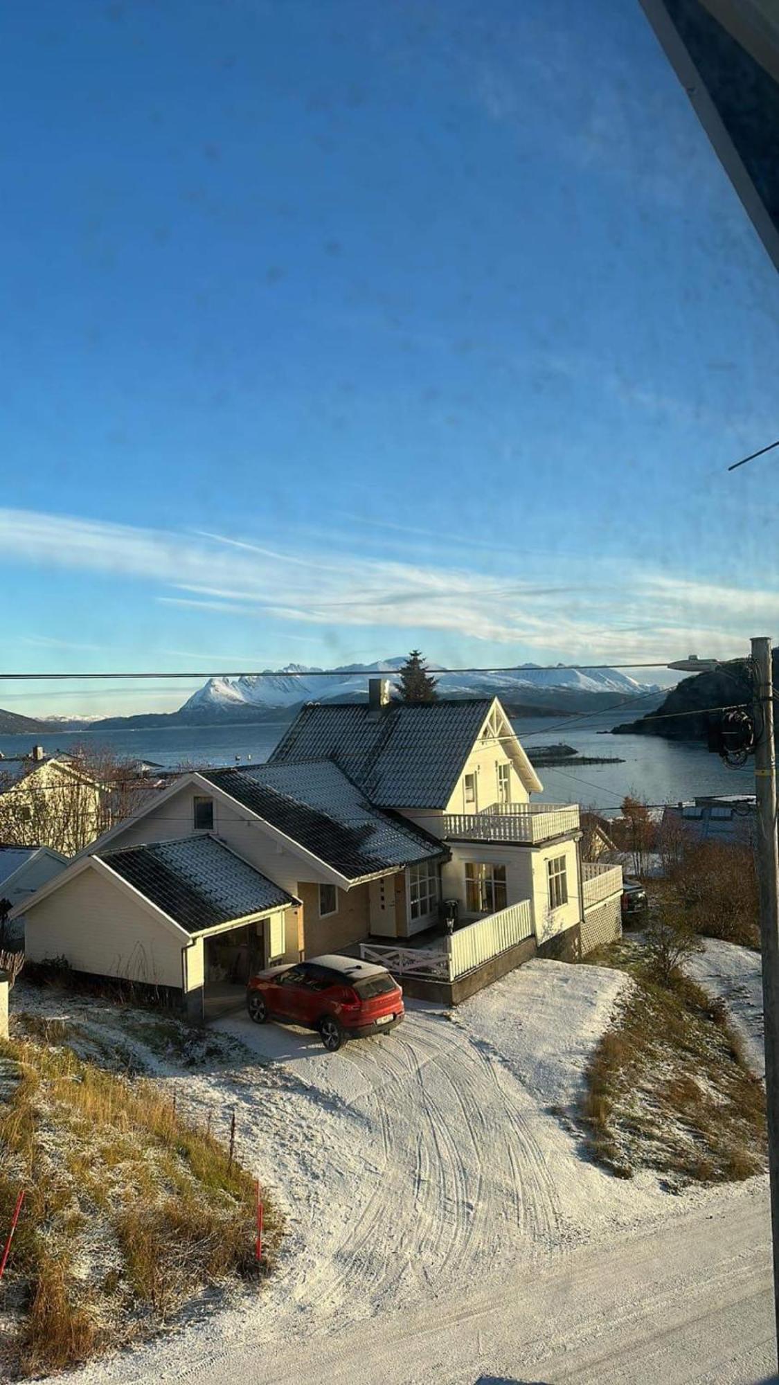 Arctic Loft Apartamento Skjervoy Exterior foto